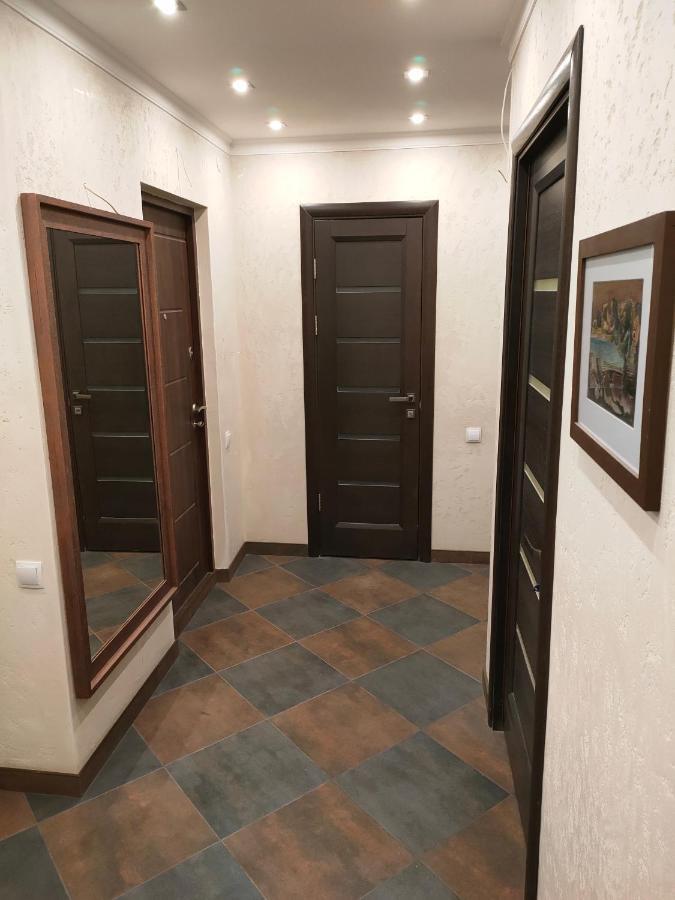 Gallery Lviv Apartment Exteriör bild